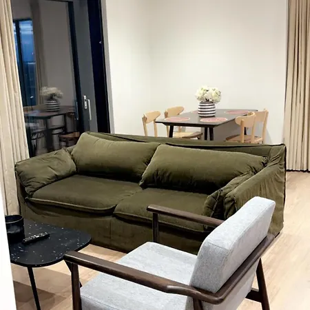 City View Apartment London