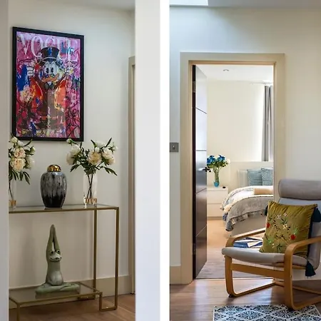 Apartment Stunning 3 Bed 2 Bath Penthouse In *
