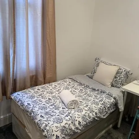 Lovely 3 Bed Flat In Maida Vale * London