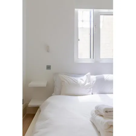 Lavish 1bd By Hyde Park Appartamento *