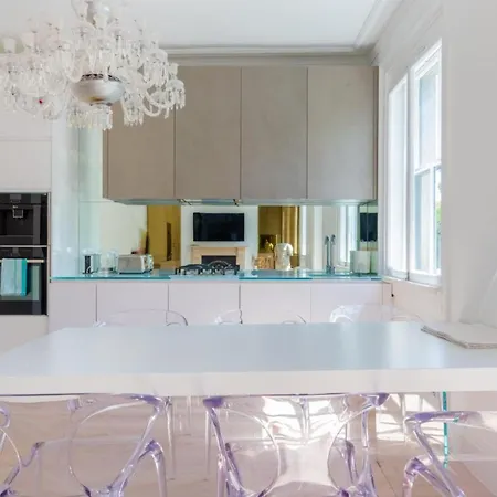 Appartamento Lavish 1bd By Hyde Park Londra