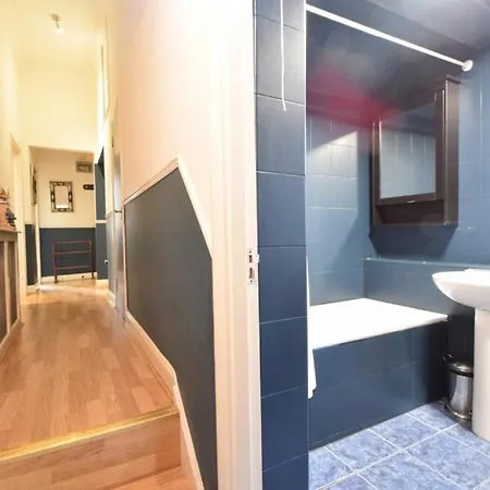 Apartment Kensington Grand