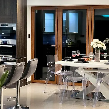Holiday home Luxurious 3bed House With Bath & Garden London