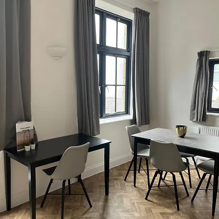 Access Farringdon * London