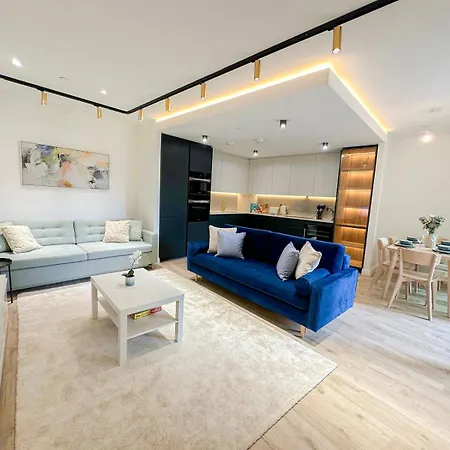 Lavish 2 Bedroom Flat With Private Balcony In Clerkenwell, Barbican Appartamento *