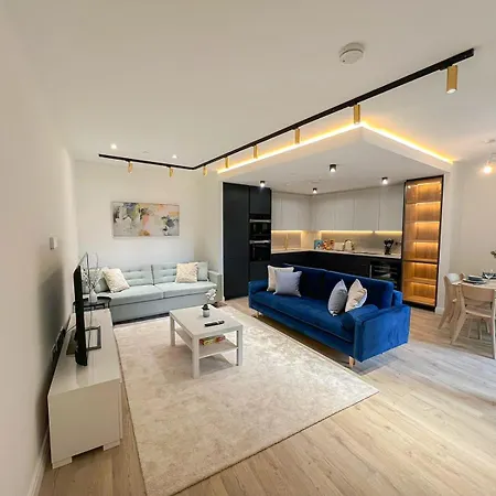 Apartment Lavish 2 Bedroom Flat With Private Balcony In Clerkenwell, Barbican