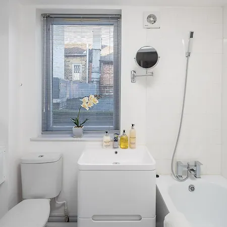 Apartment Modern 2-bedroom Flat In Vibrant East London