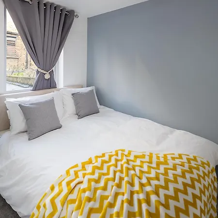 Apartment Modern 2-bedroom Flat In Vibrant East *