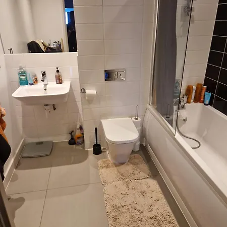 Flat 503 Prioress House 5-7 Loxford Road Barking Ig11 8sd