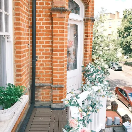 Apartment Kensington 1b1b With Sofa Double Bed Max 4 Guests *