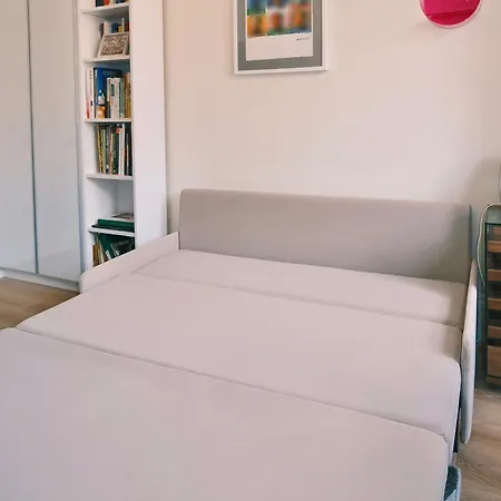 Kensington 1b1b With Sofa Double Bed Max 4 Guests