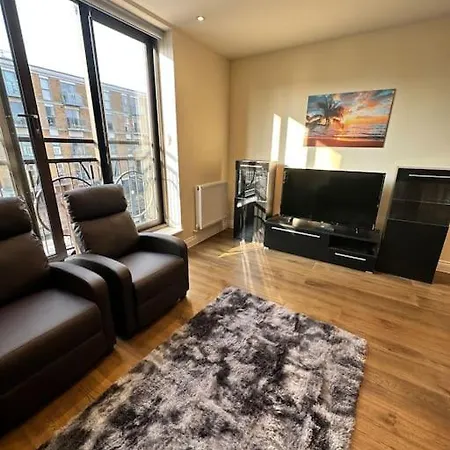 Apartment Stylish Riverside