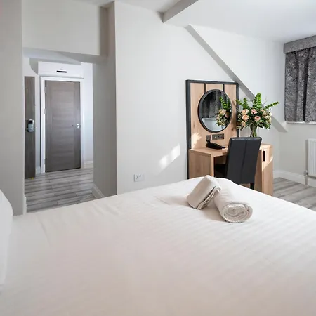 Western Chiswick Palace&suites 3* London