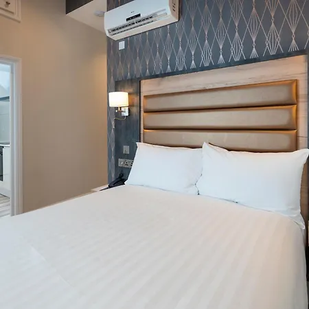 Western Chiswick Palace&suites