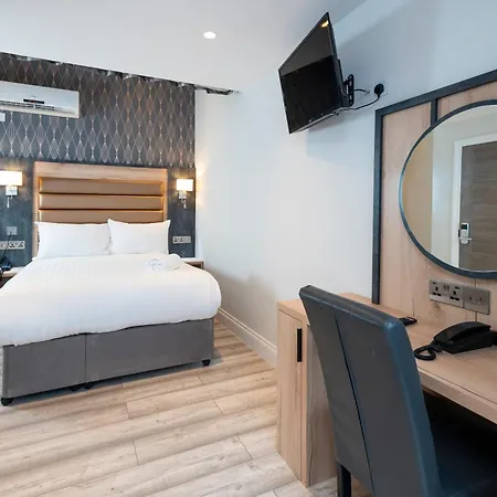 Hotel Western Chiswick Palace&suites 3*