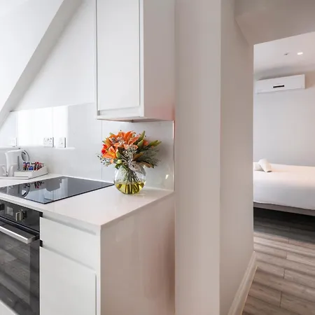 Western Chiswick Palace&suites 3* London