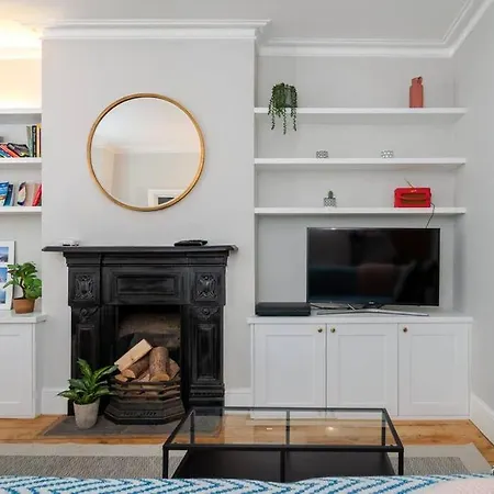 Beautiful & Cosy 1-bedroom In Clapham *