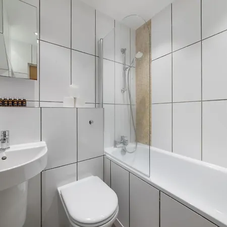 Apartment For - Fitzrovia - By Frankie Says *