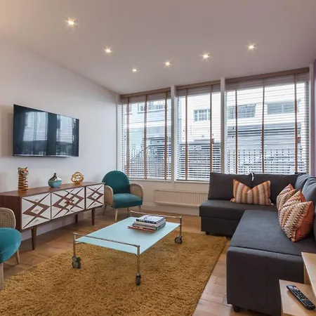 Apartment For - Fitzrovia - By Frankie Says London