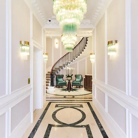 2 Chesham Hotel London