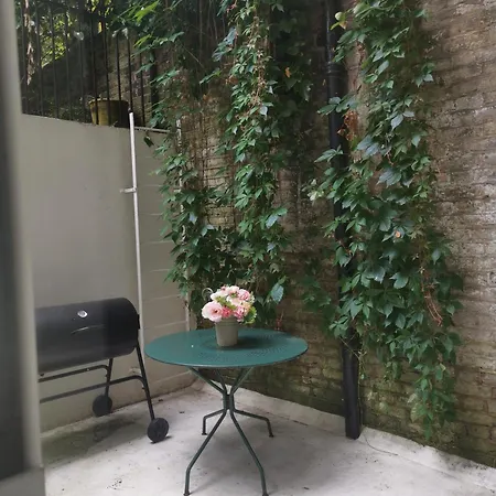 Charming 2-bed Flat In The Heart Of Nottinghill - Steps From Portobello Rd Market And Nottinghill Bookshop * London