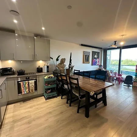 Perfect Flat For A Family! *