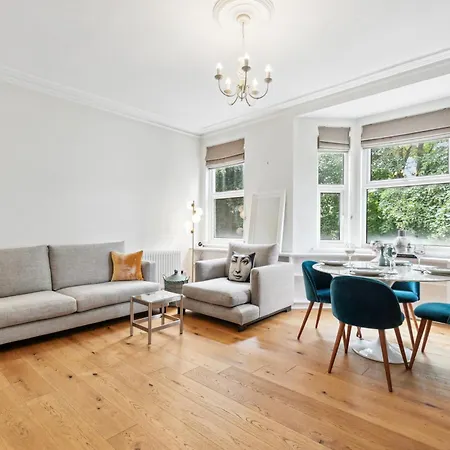 Spacious And Bright 1 Bedroom Flat Apartment London