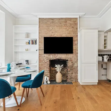 Spacious And Bright 1 Bedroom Flat London