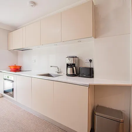 Stylish 3 Bedroom Flat In Little Venice Apartment London