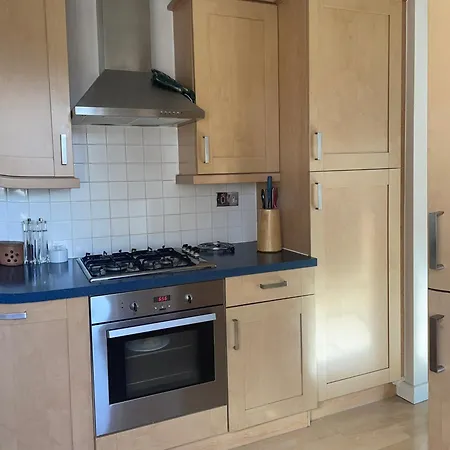 Fulham 2 Double Bedrooms, 4 People Flat Apartment