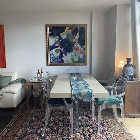 Fulham 2 Double Bedrooms, 4 People Flat * London