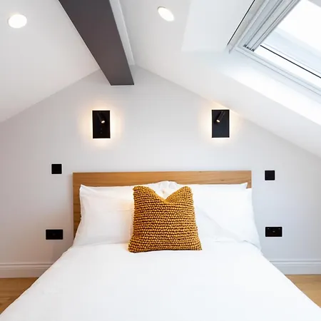 Coleherne Road X Apartment *