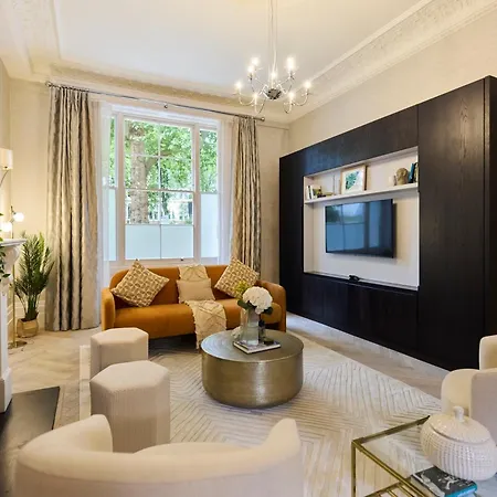 The Bayswater Retreat - Adorable 3bdr Flat With Balcony Apartment *