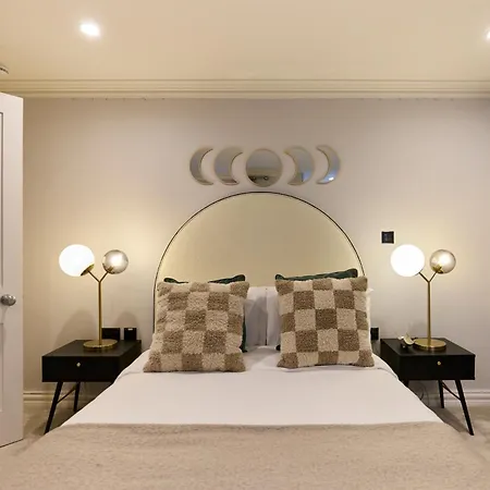 Apartment The Bayswater Retreat - Adorable 3bdr Flat With Balcony