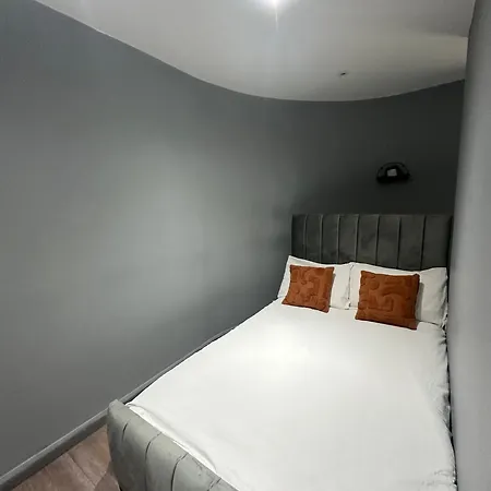 Kingcross 3 Bedroom Flat, 3mins To Euston London