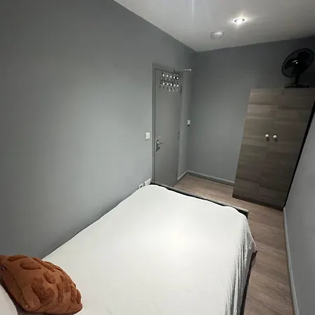 Kingcross 3 Bedroom Flat, 3mins To Euston Apartment *