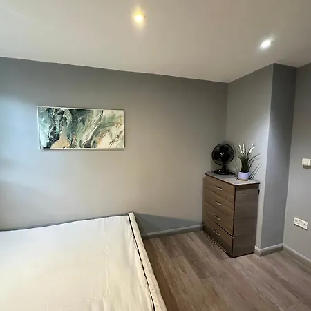 Kingcross 3 Bedroom Flat, 3mins To Euston * London