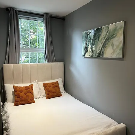 Kingcross 3 Bedroom Flat, 3mins To Euston Apartment *