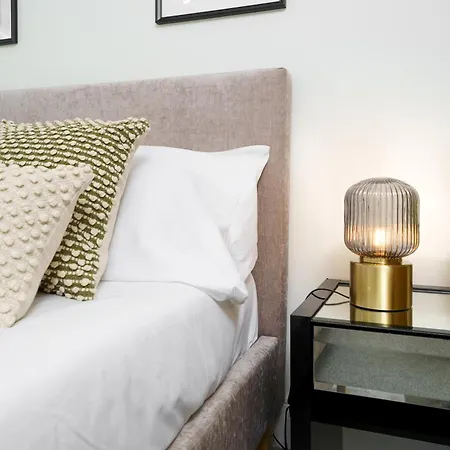 Modern 3 Bed 2 Bath Hyde Park Apartamento Londres