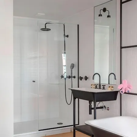 Apartment The Instagood - Covent Garden - By Frankie Says *