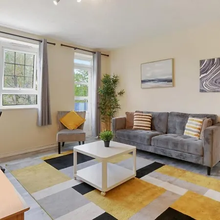 Aparthotel The Serene 2-bedroom Flat W Free Street Parking Sutton (Greater London)