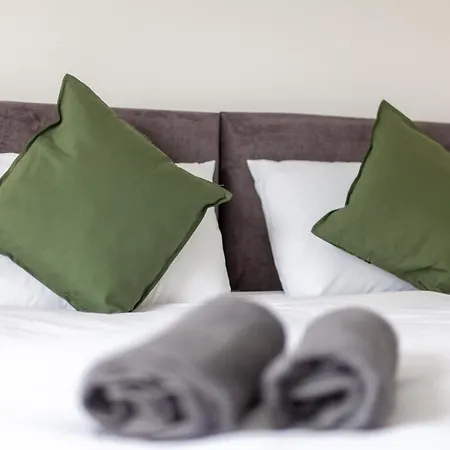 Holiday home Arte Stays: Spacious Garden House In Stratford With Free Parking London