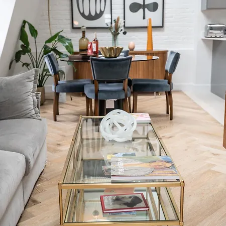 Apartman Modern 2 Bed Charlotte Street On 3rd Floor *