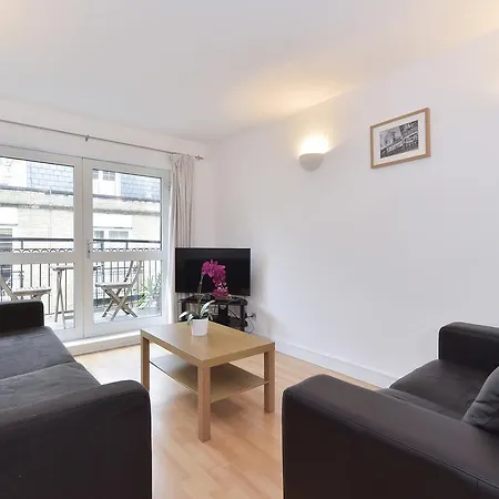Beautiful 4-bedroom Flat In Bridge/borough! Apartment *