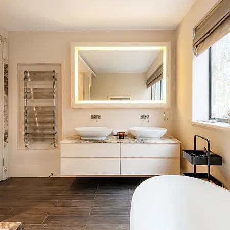 Luxury 3br In Belgravia, Near Victoria Holiday home London