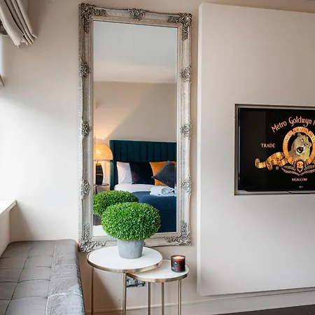 Luxury 3br In Belgravia, Near Victoria *
