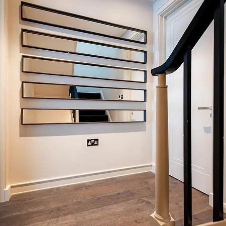 Luxury 3br In Belgravia, Near Victoria * London