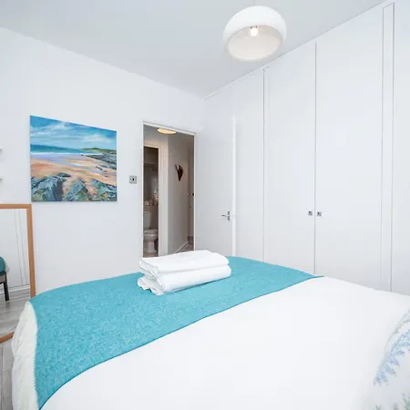 Apartment Pass The Keys - Waterfront Terrace Parking