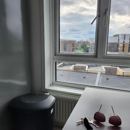 Brixton O2 Homestay London