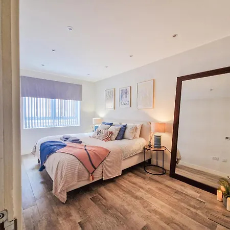 Bright 1-bed Flat Near Fulham Broadway Station With Free Wifi And Netflix